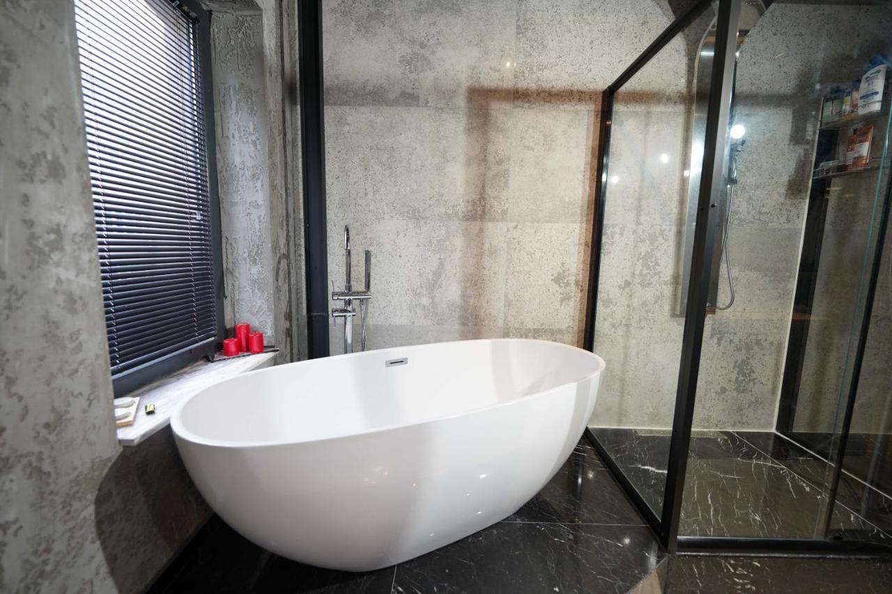 Monev Suites Hotel Istanboel Buitenkant foto